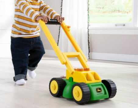 JOHN DEERE REAL SOUNDS LAWN MOWER