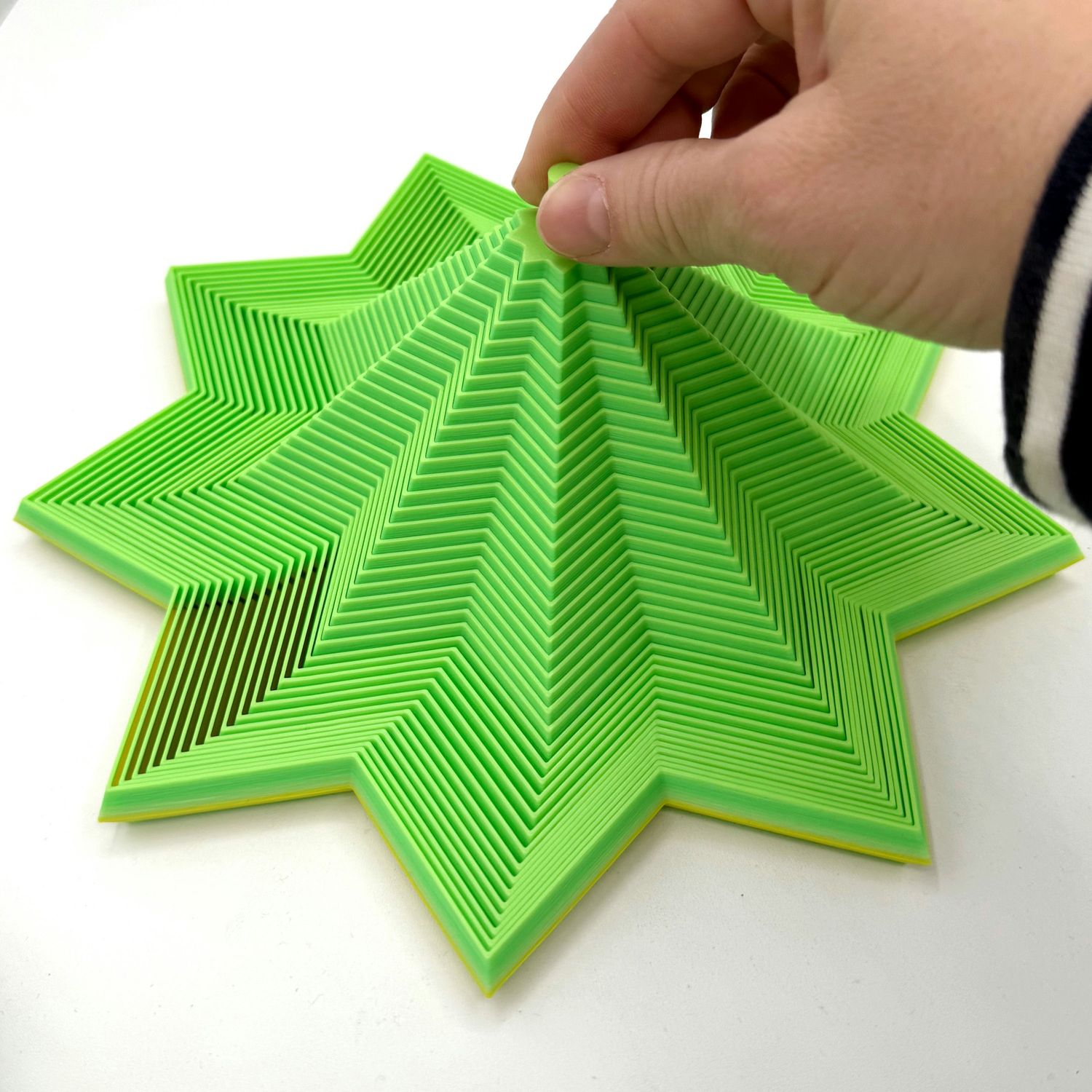 XL COLLAPSING STAR FIDGET