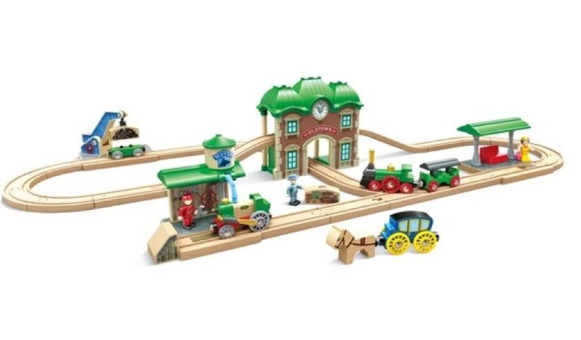 WOODEN RETRO TRAIN &amp; STATION SET