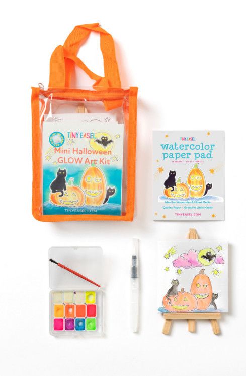 HALLOWEEN GLOW ART EASEL