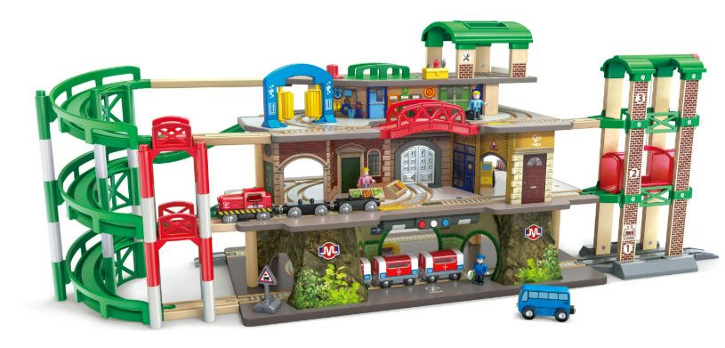 MULTI-LEVEL RAILWAY CITY SET