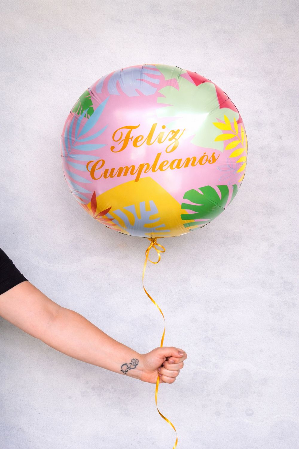 Metallic "Happy Birthday" Balloon with Helium