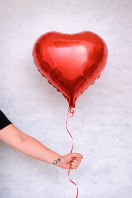 Metallic Heart Balloon with Helium