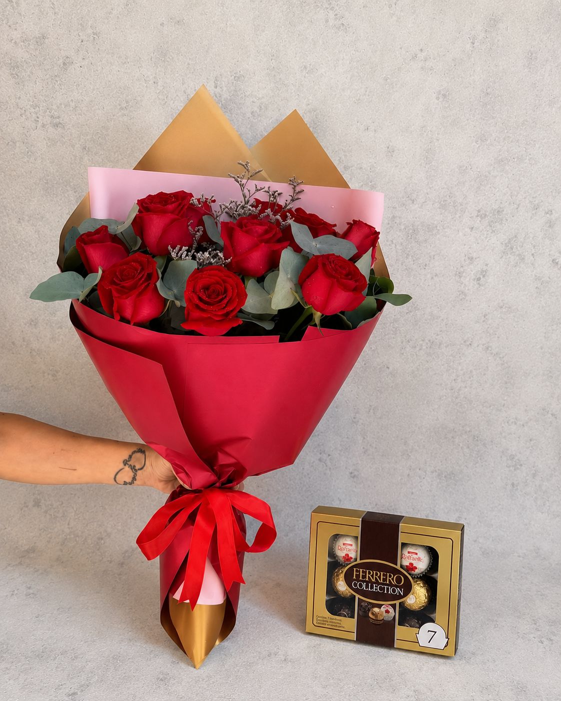 Lovers Bouquet and Ferrero Collection  Gift Set