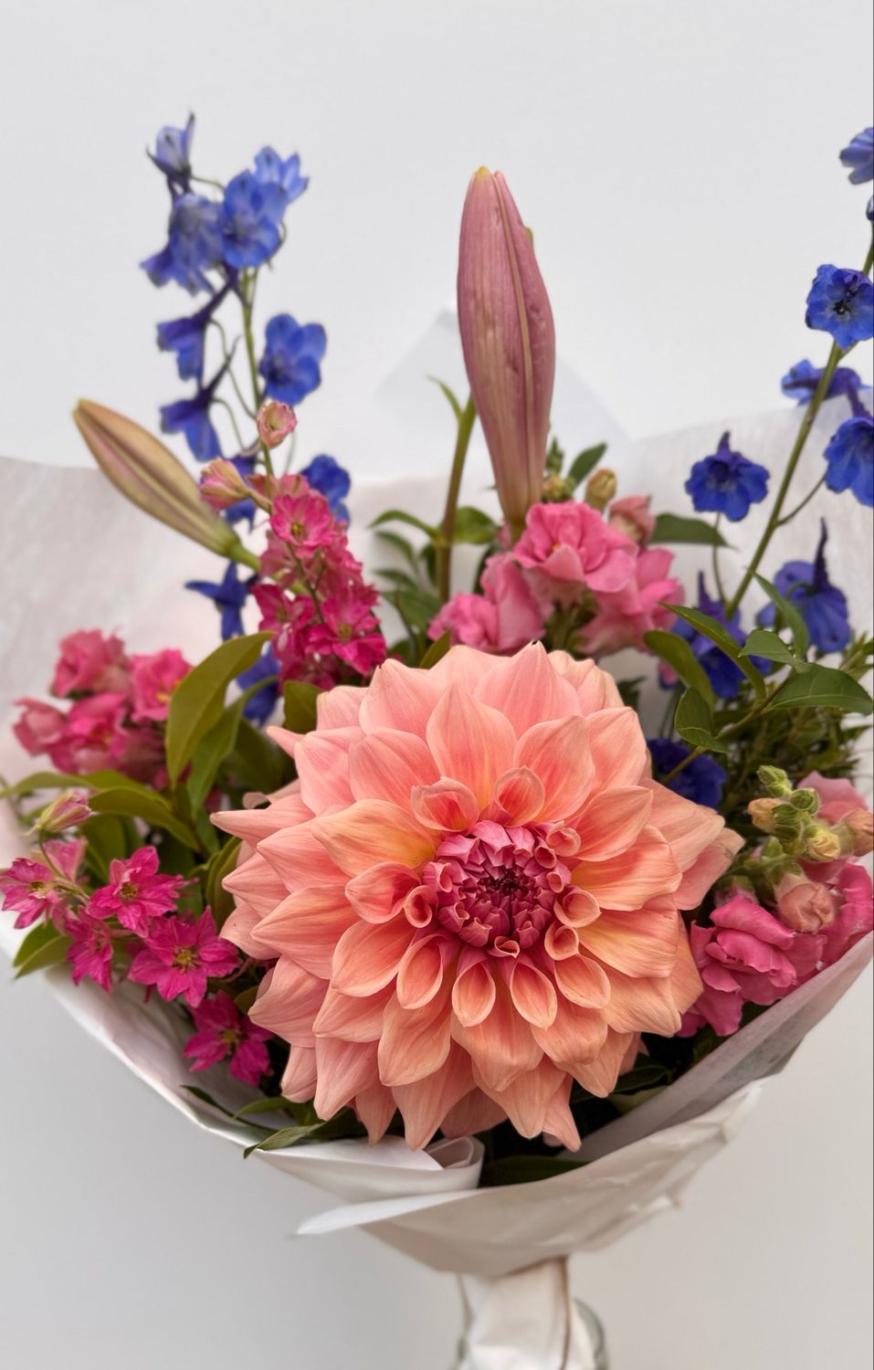 Garden Dahlia Lily Bunch