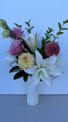 Double Lily Dahlia (small)