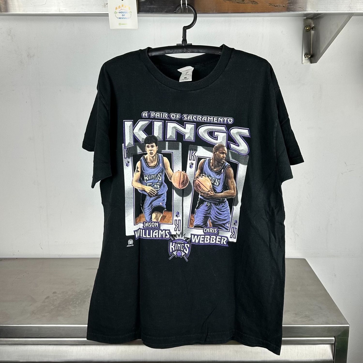 90s Jason Williams Chris Webber Sacramento Kings A pair of Kings Graphic NBA XL black T-shirt