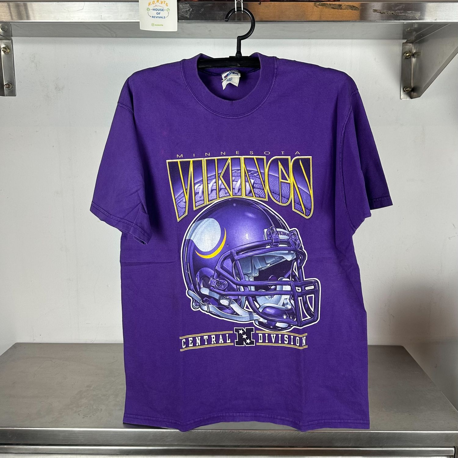 90s Minnesota Vikings Helmet Football Central Division NFL T-shirt