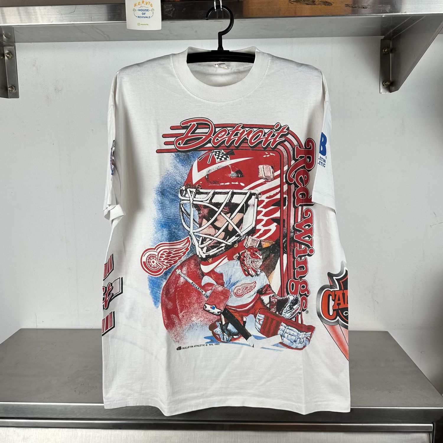 ​Vintage 1992 Detroit Red Wings Bulletin Athletic AOP NHL single stitch T-shirt