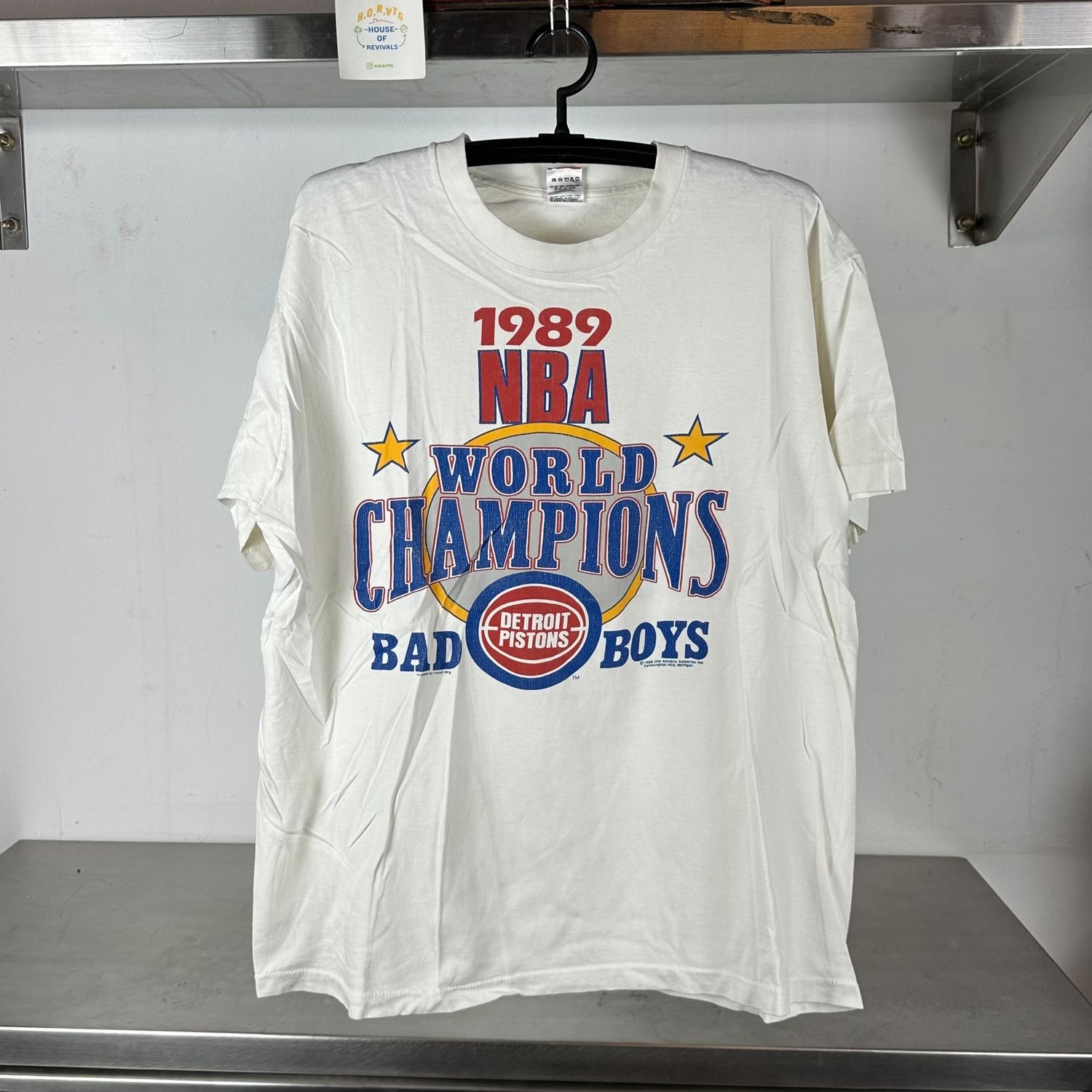​Vintage 1989 Detroit Pistons Bad Boys World Champions XL single stitch T-shirt