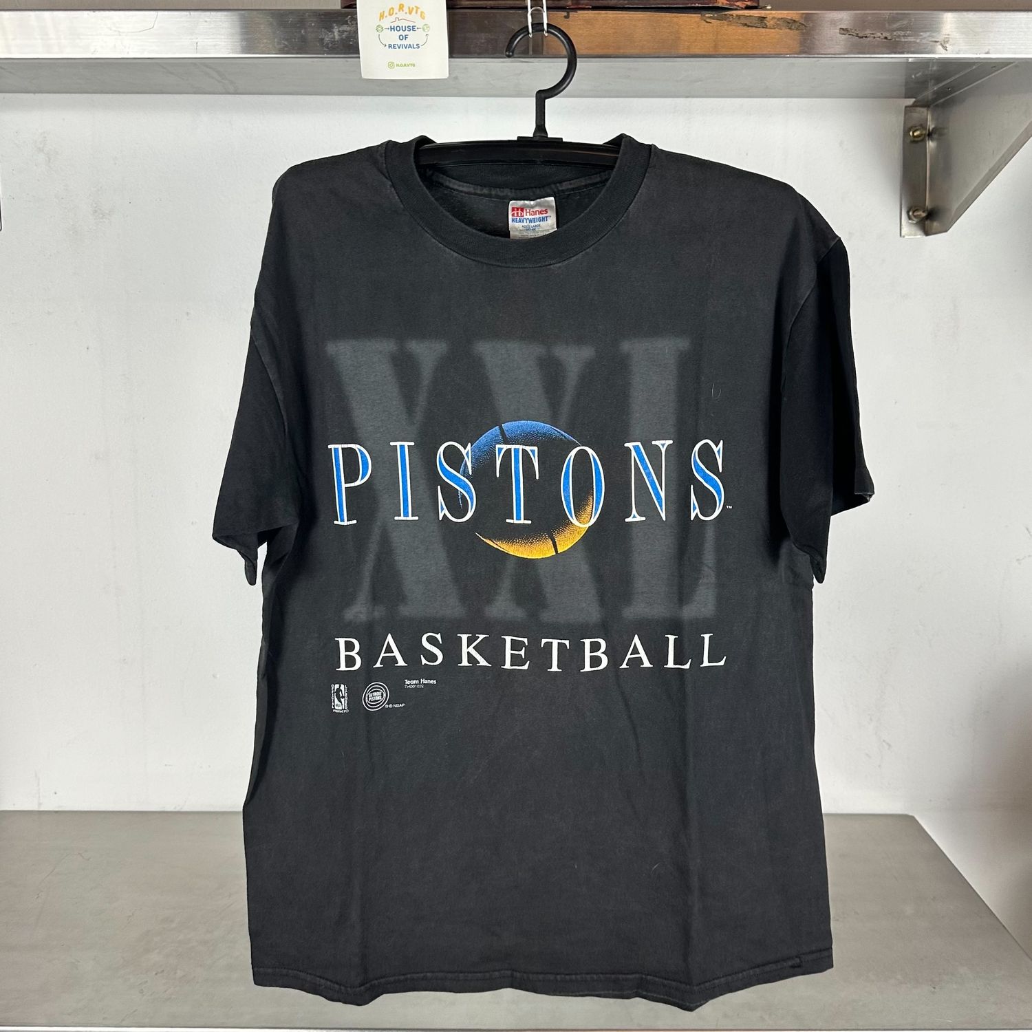 ​Vintage 90s Detroit Pistons Basketball NBA Large T-shirt