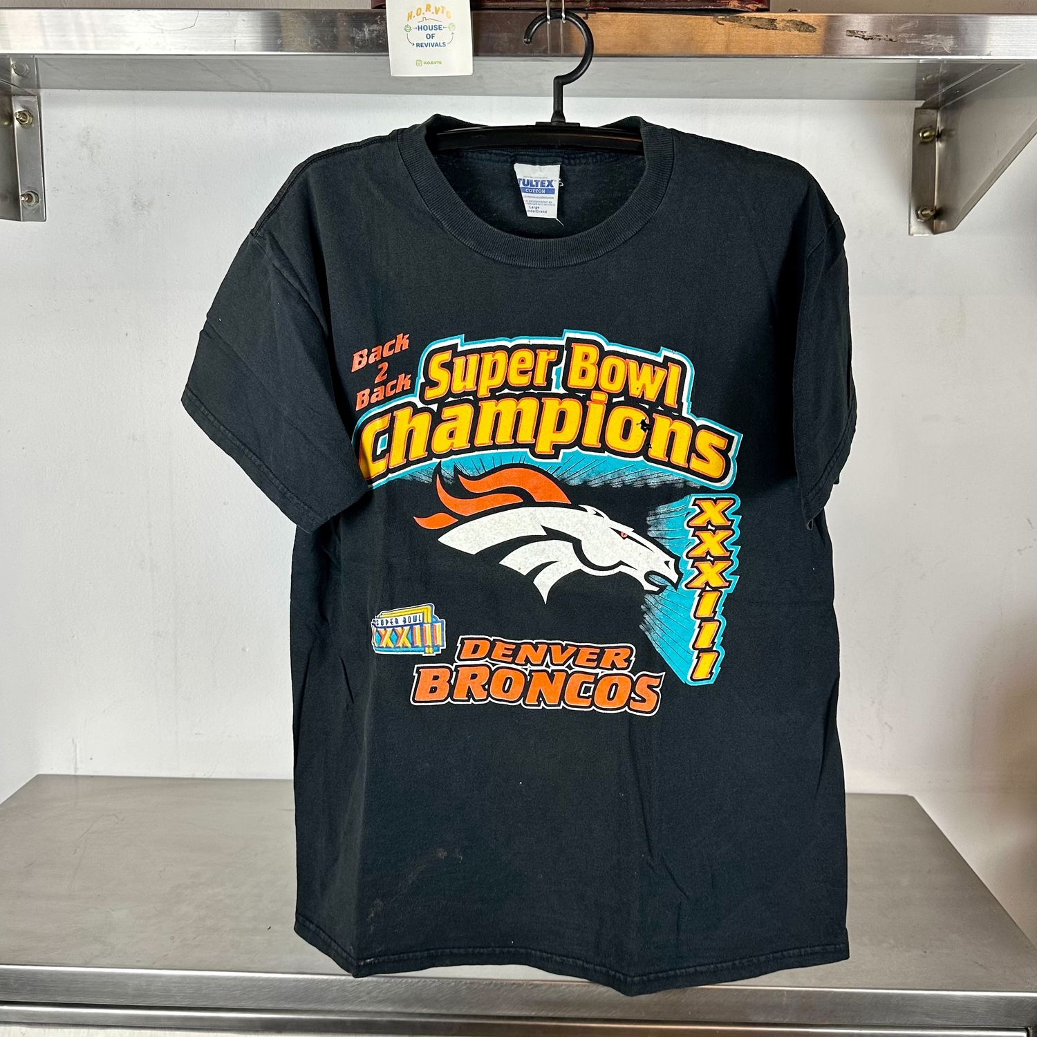 ​Vintage 1999 Denver Broncos Back to Back Super Bowl Champions NFL XL T-shirt