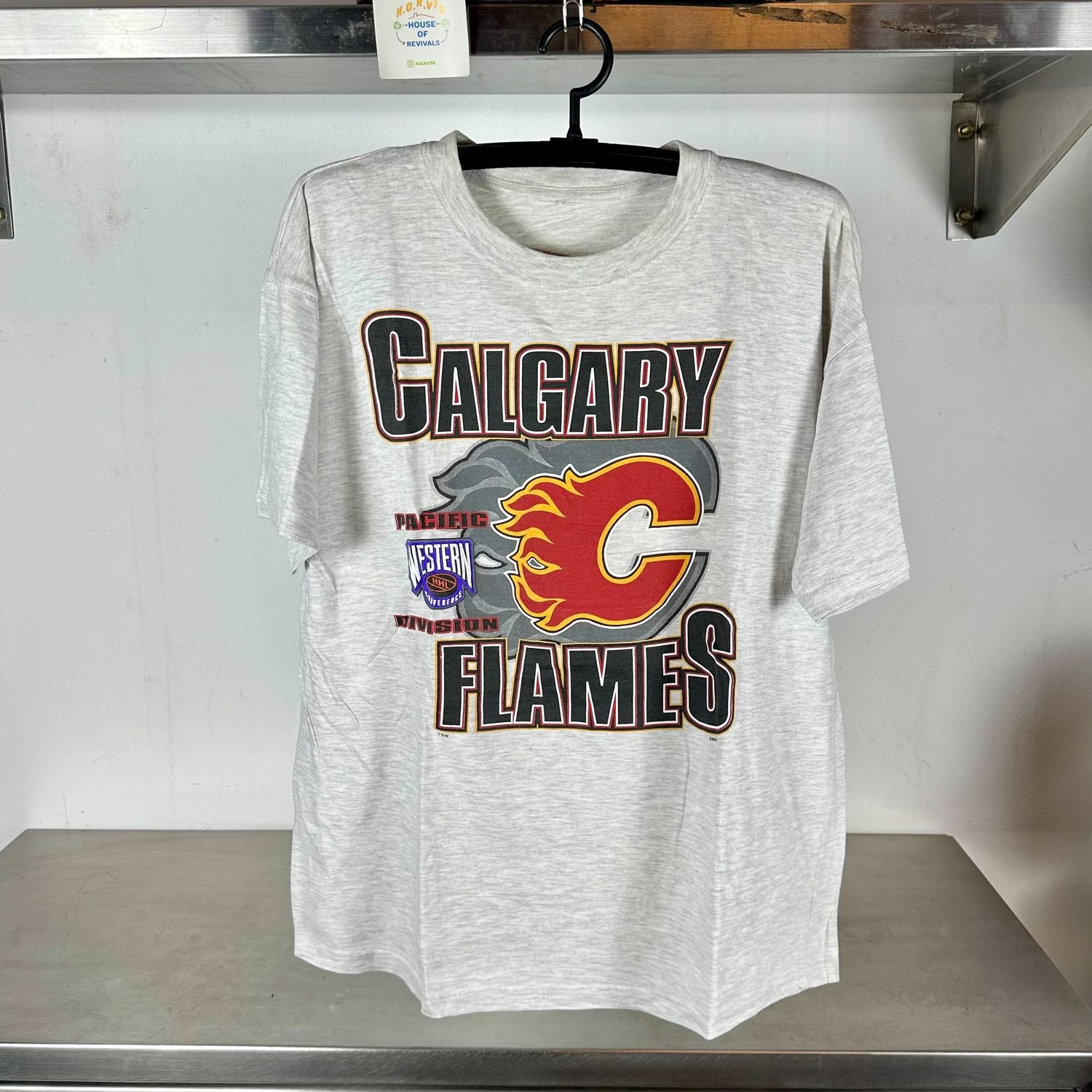 ​Vintage 90s Calgary Flames Hockey NHL XL T-shirt