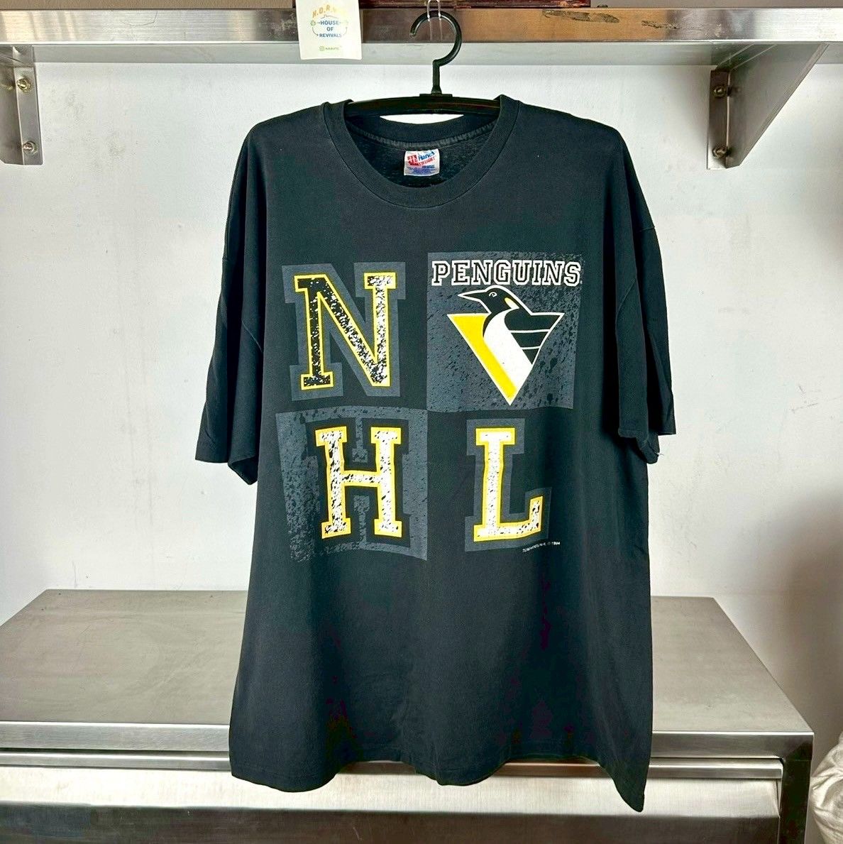​Vintage 1994 Pittsburgh Penguins Hockey NHL 2XL single stitch T-shirt