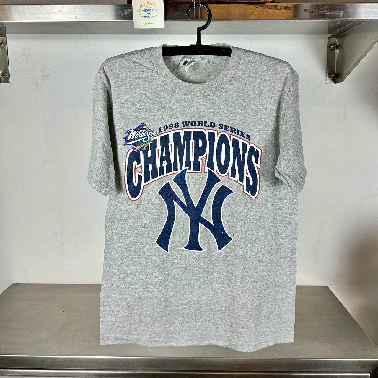 Vintage 1998 New York Yankees Champions MLB Medium T-Shirt