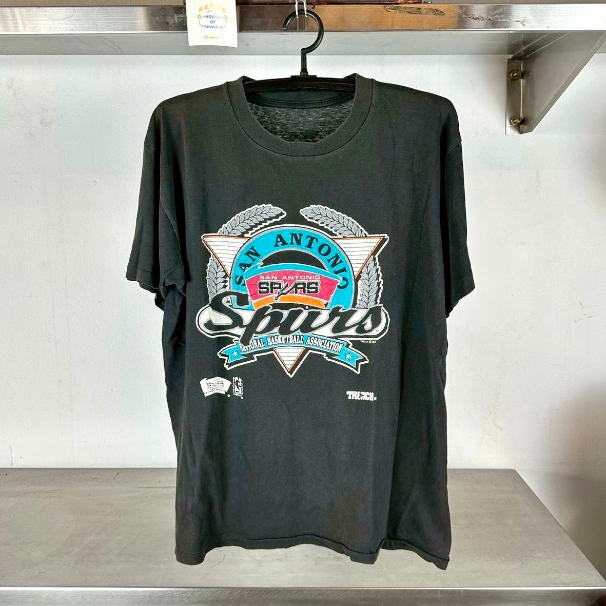 ​Vintage 1992 San Antonio Spurs Basketball NBA XL Single Stitch single stitch T-shirt