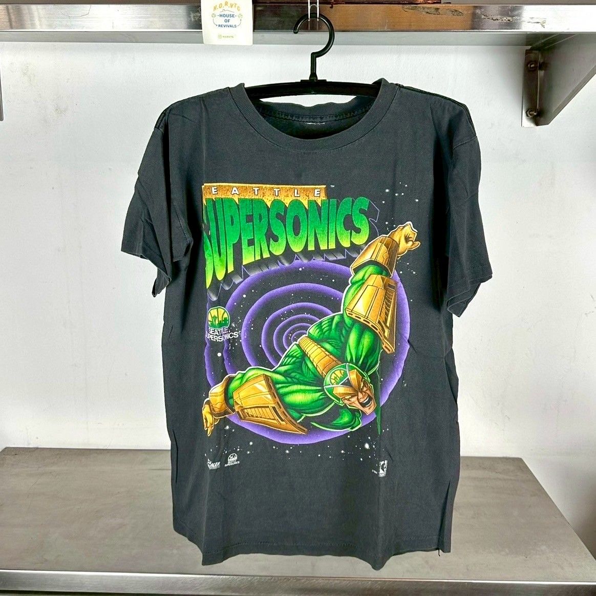 ​Vintage 90s Seattle Supersonics Salem Superhero NBA T-Shirt