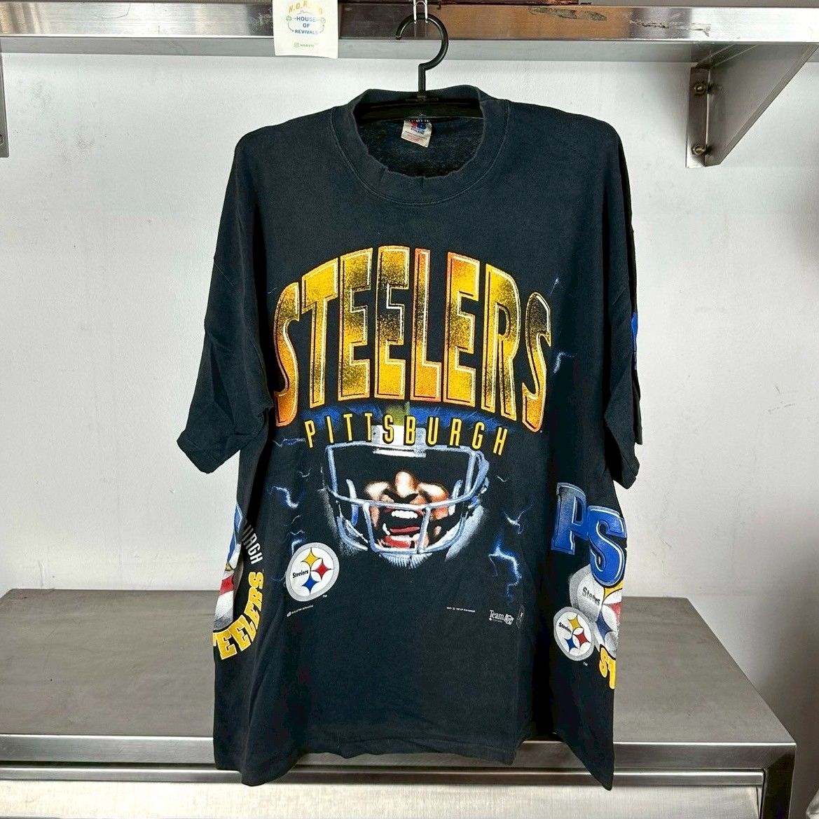Vintage 90s Pittsburgh Steelers Thunder AOP NFL Bulletin Athletic XL T-shirt
