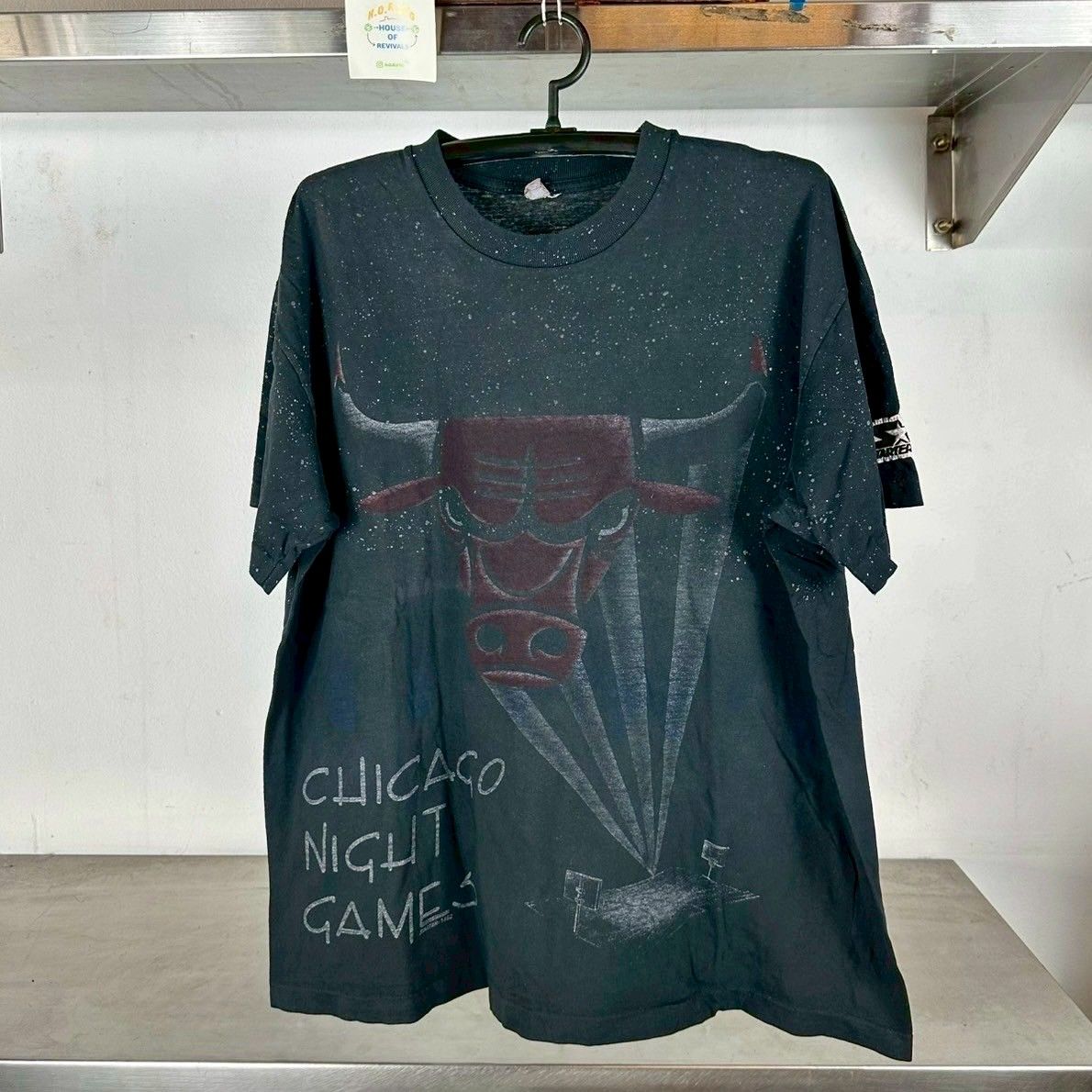 ​Vintage 90s Chicago Bulls Night Games AOP NBA Starter Faded XL T-shirt