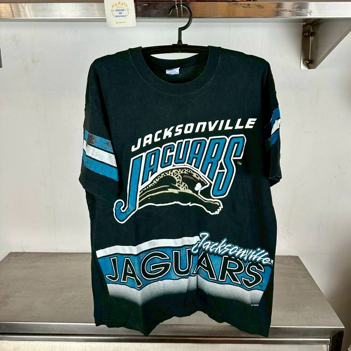 Vintage 1994 Jacksonville Jaguars NFL AOP Salem Sportswear Large single stitch T-shirt