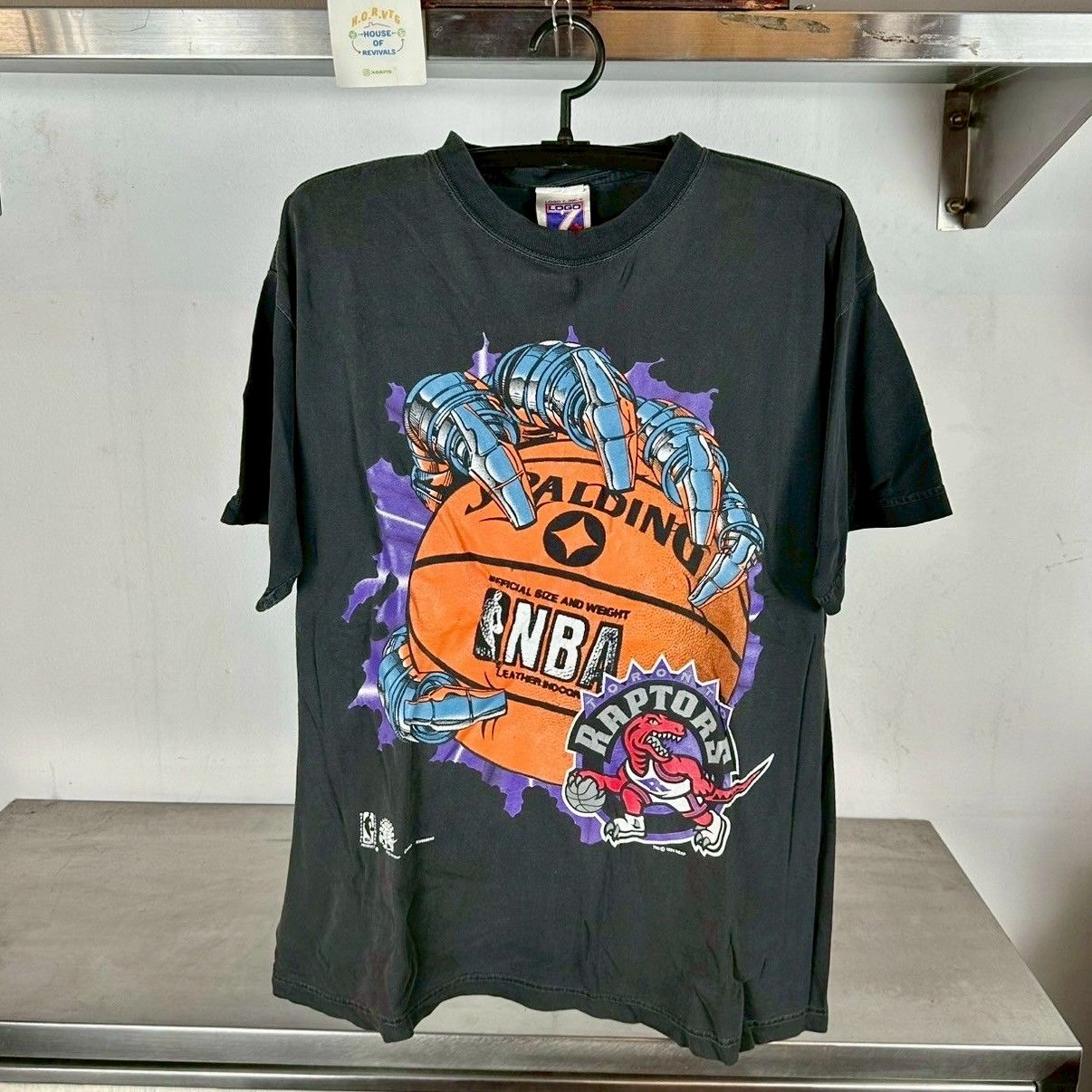 Vintage 1994 Toronto Raptors Big Graphic NBA XL T-shirt