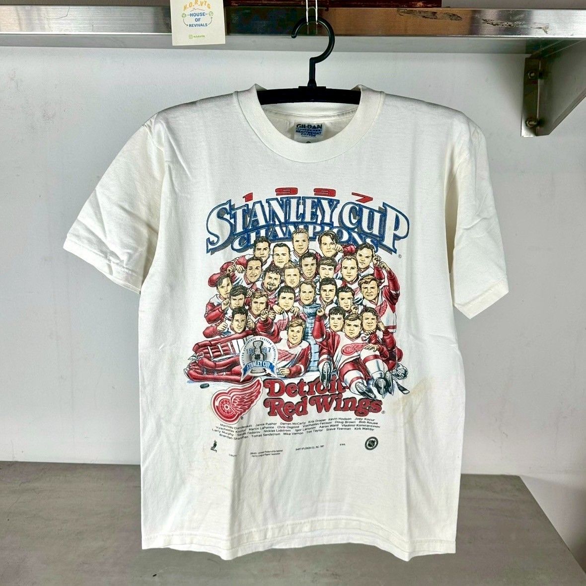 ​Vintage 1997 Detroit Red Wings Stanley Cup Champions NHL Caricature NHL Medium T-shirt