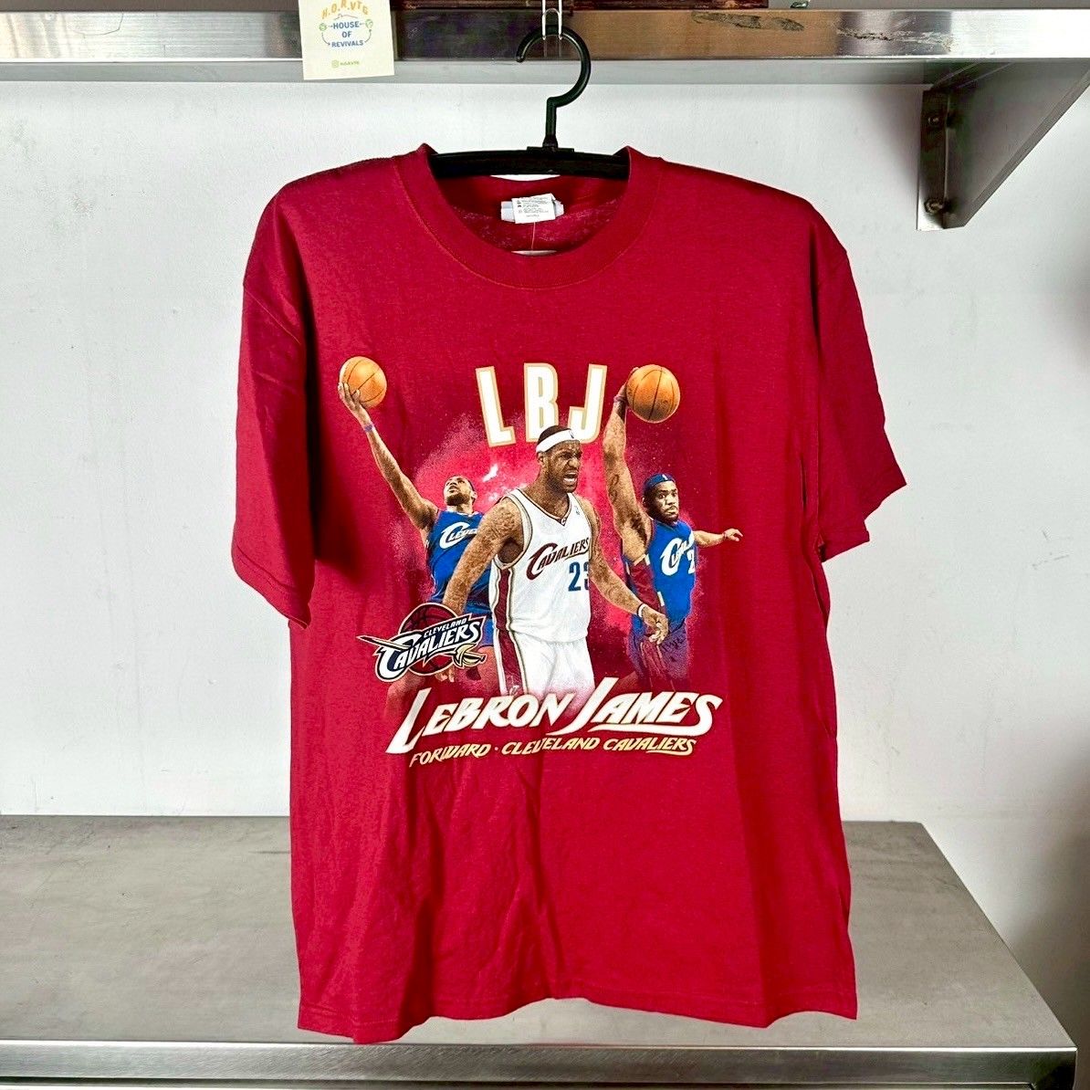 Vintage 00s Lebron James Cleveland Cavaliers NBA Deadstock T-shirt
