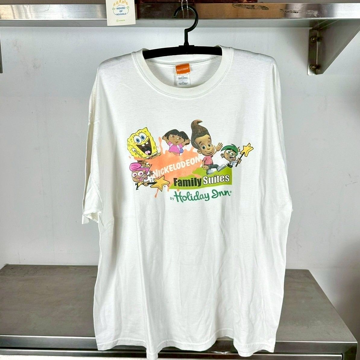 Vintage 2000s Nickelodeon Famil Suits Holiday Inn Promo 2XL T-shirt