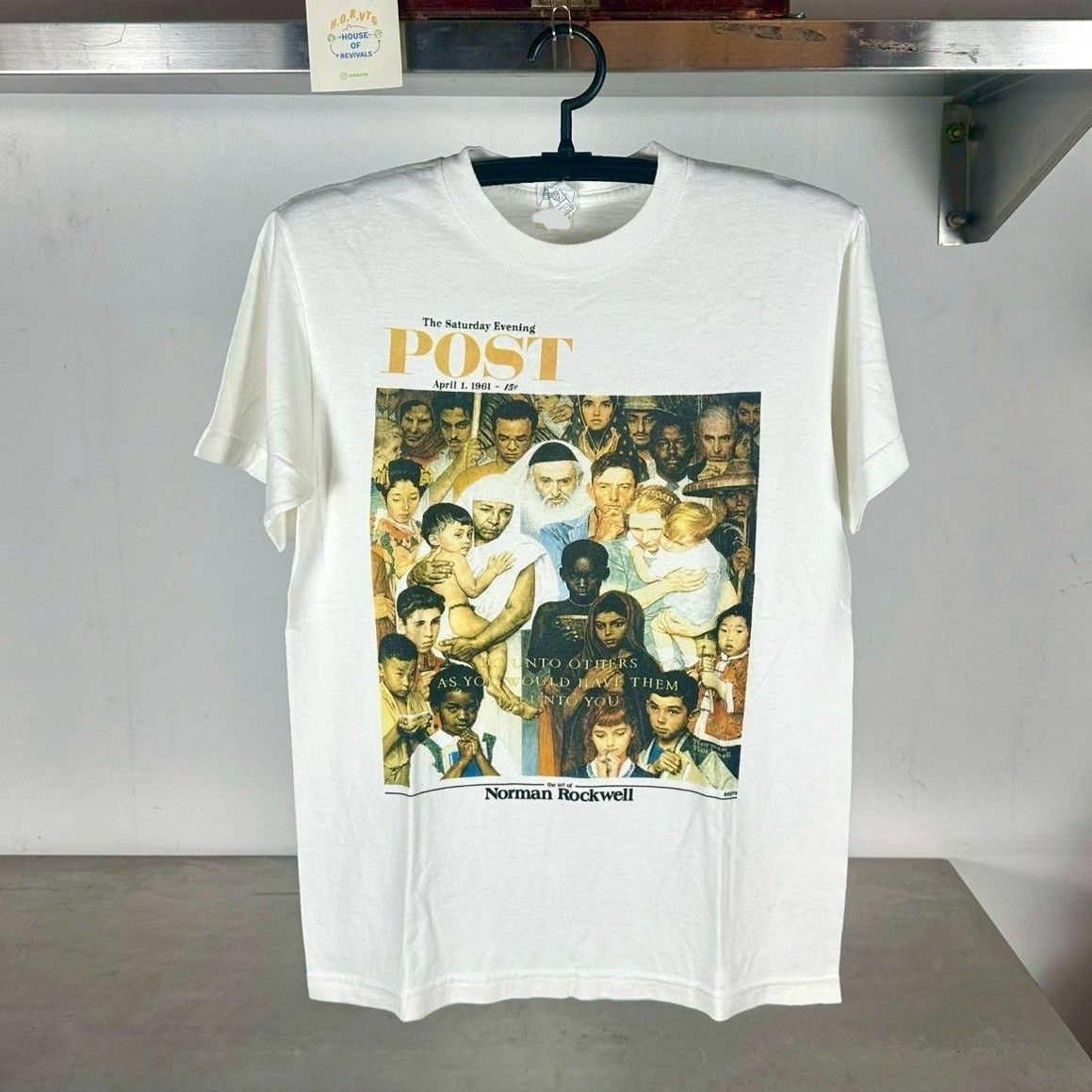 ​​Vintage 2000s The Art of Norman Rockwell Newspaper Medium T-shirt