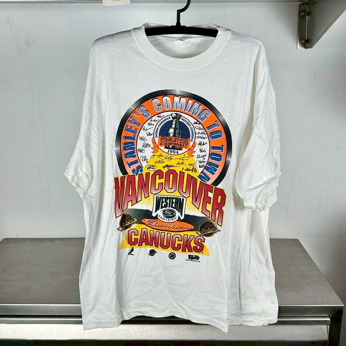 ​Vintage 1994 Vancouver Canucks Stanley Cup Champions NHL T-Shirt