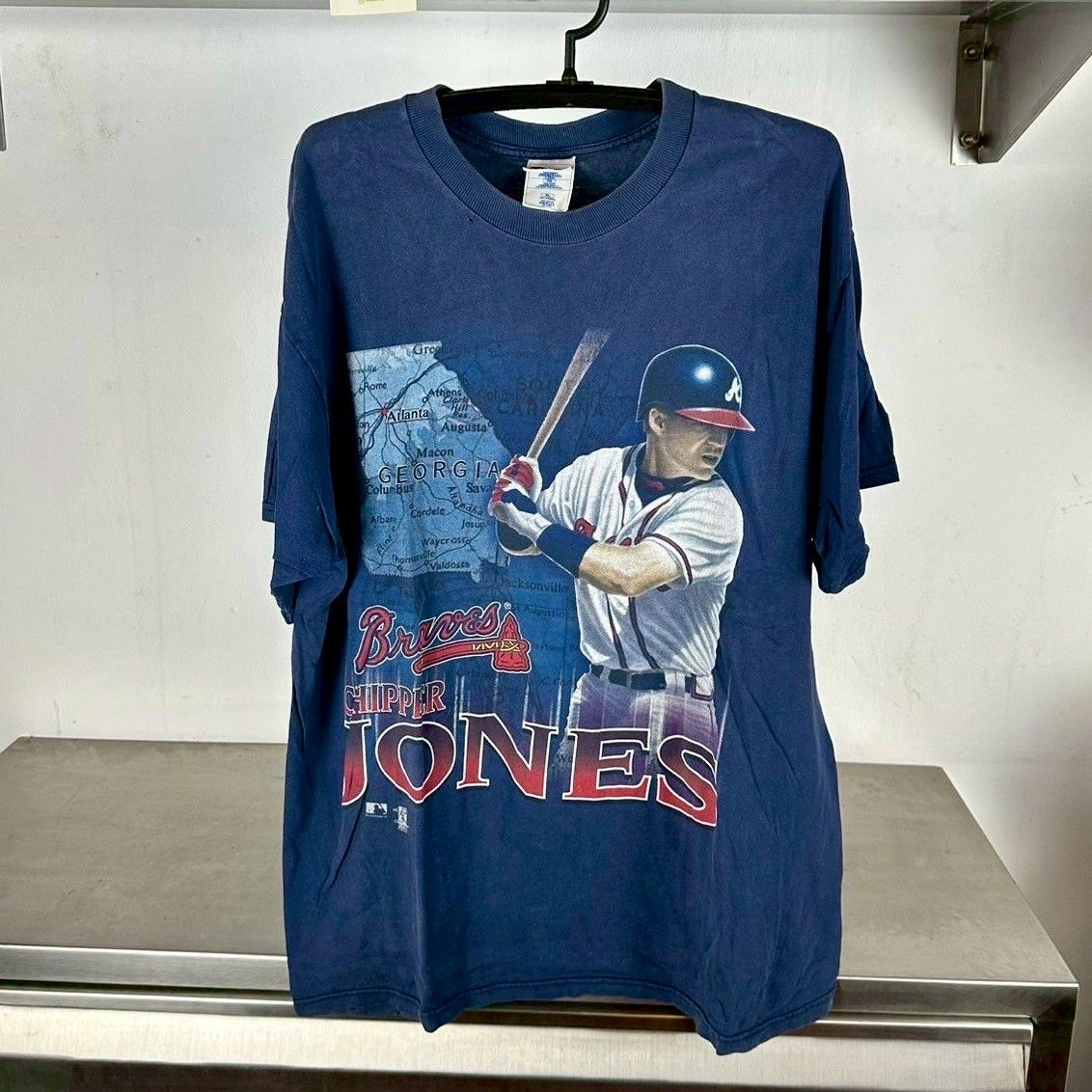 ​Vintage 90s Chipper Jones Atlanta Braves MLB Pro Player T-Shirt
