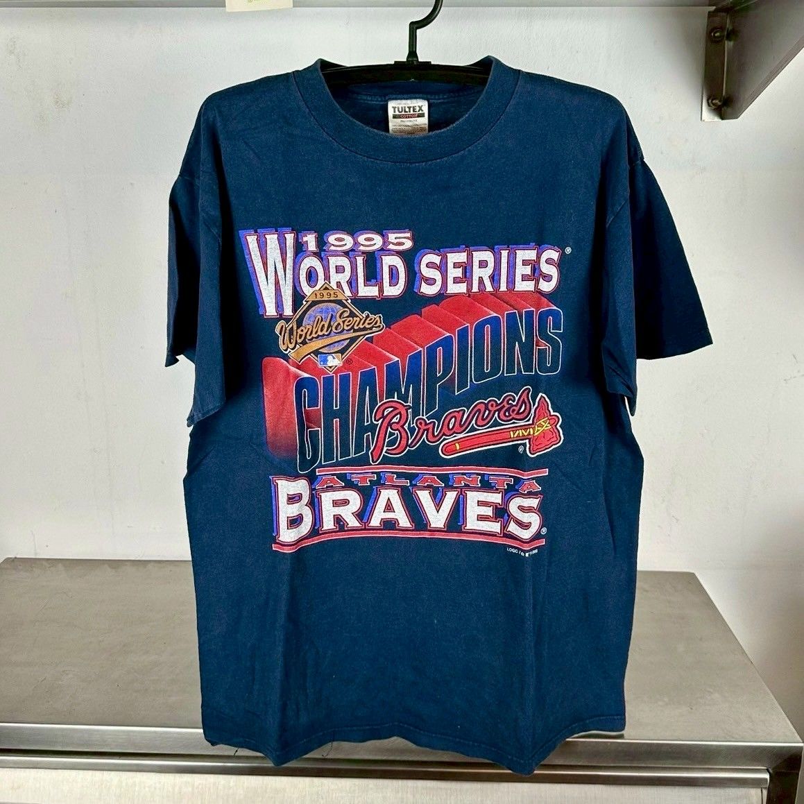 ​Vintage 1995 Atlanta Braves World Series Champions MLB T-shirt