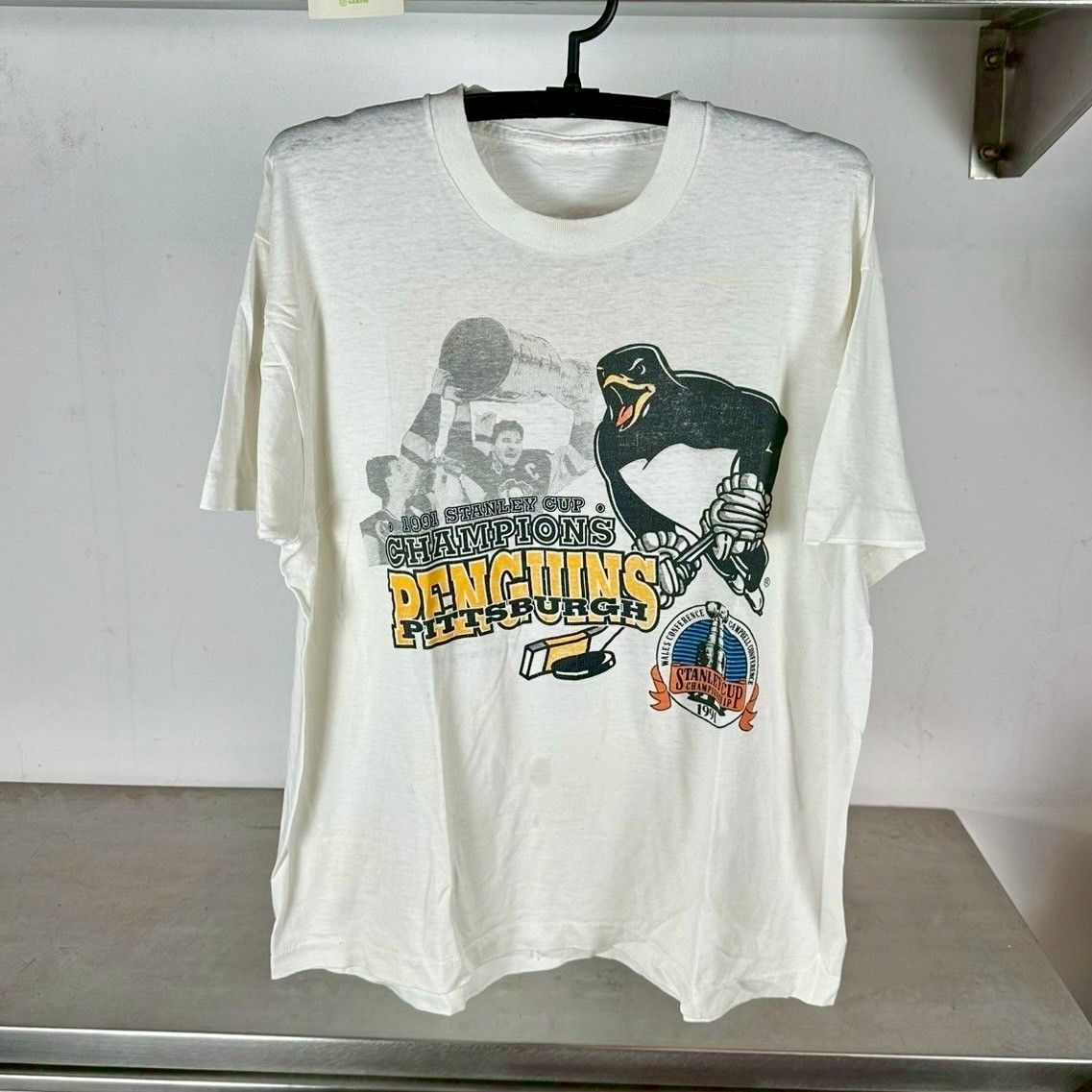​Vintage 1991 Pittsburgh Penguins Stanley Cup Champions NHL T-shirt