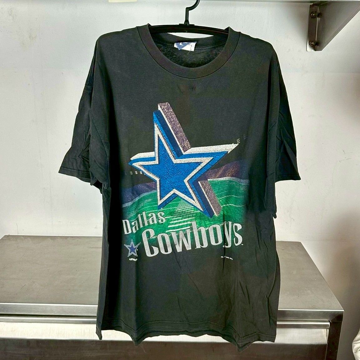 ​​Vintage 1995 Dallas Cowboys Football Big Graphic NFL​ T-shirt