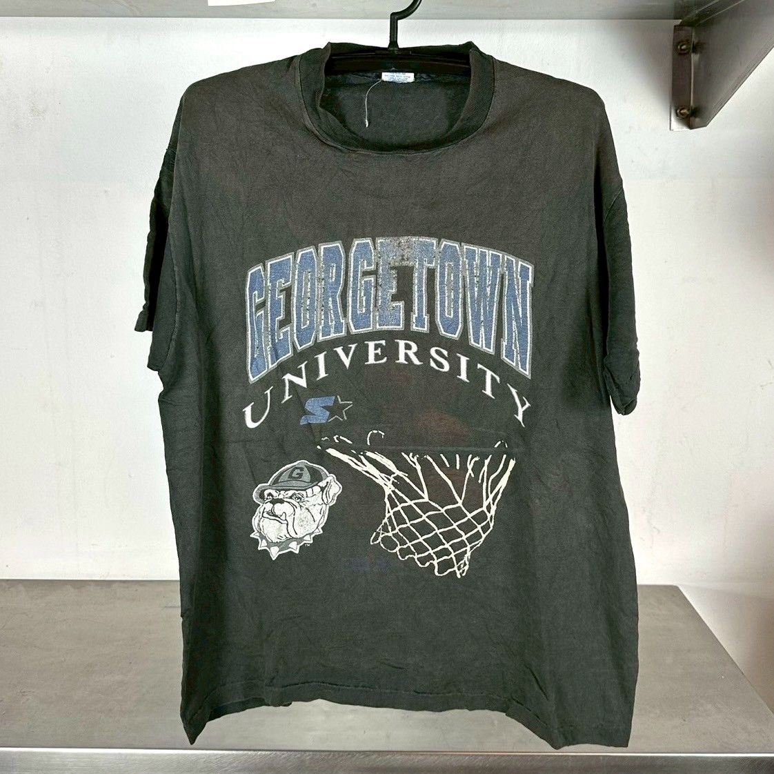 ​Vintage 90s Georgetown Hoyas Basketball NCAA Starter​ T-shirt