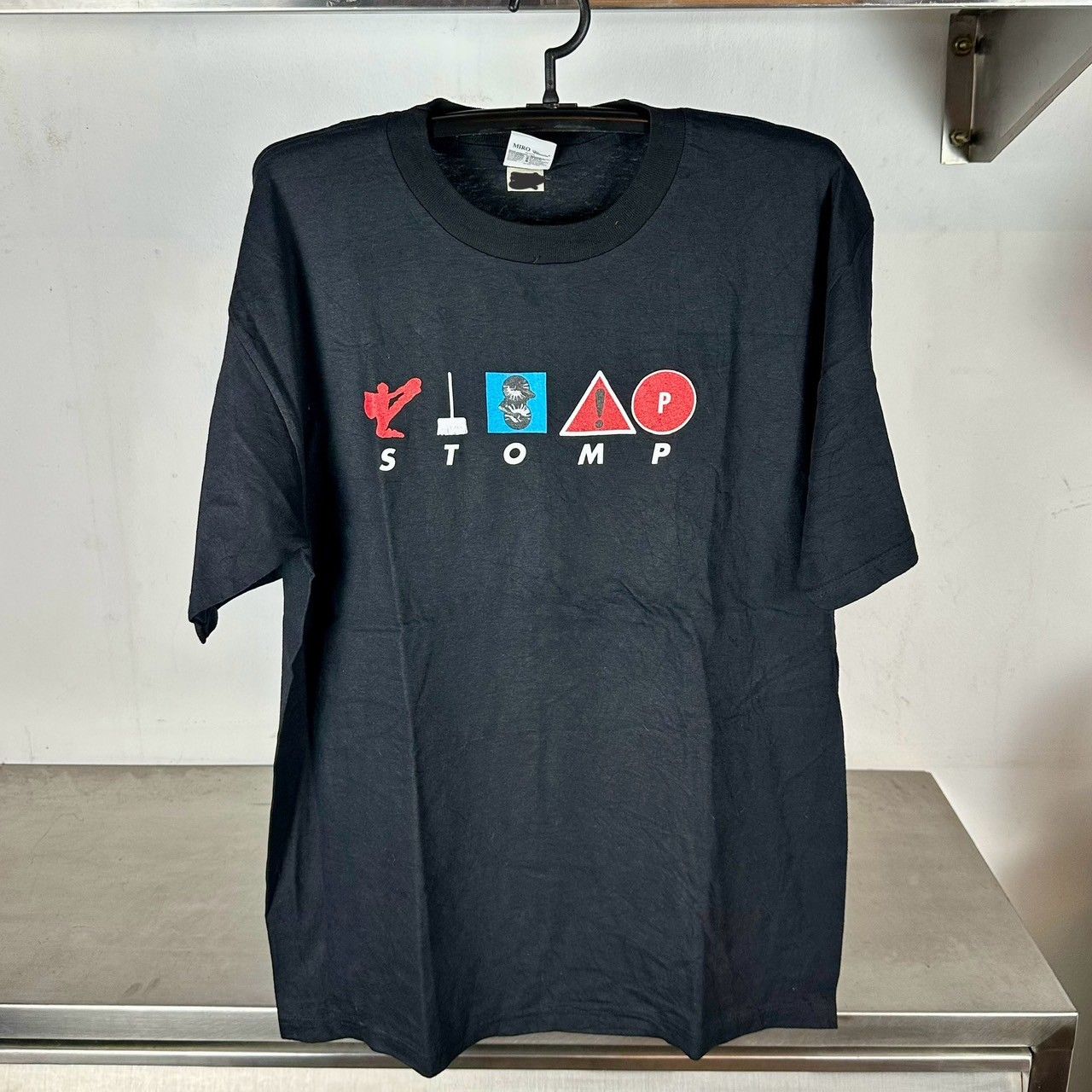 ​​​​​​​​​Vintage 90s Stomp Theatre Musical Group Artwork T-shirt