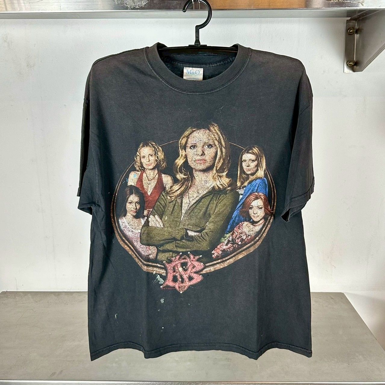 ​​​​​​​​​​​Vintage 2002 Buffy The Vampire Slayer TV Show Cast Promo T-shirt