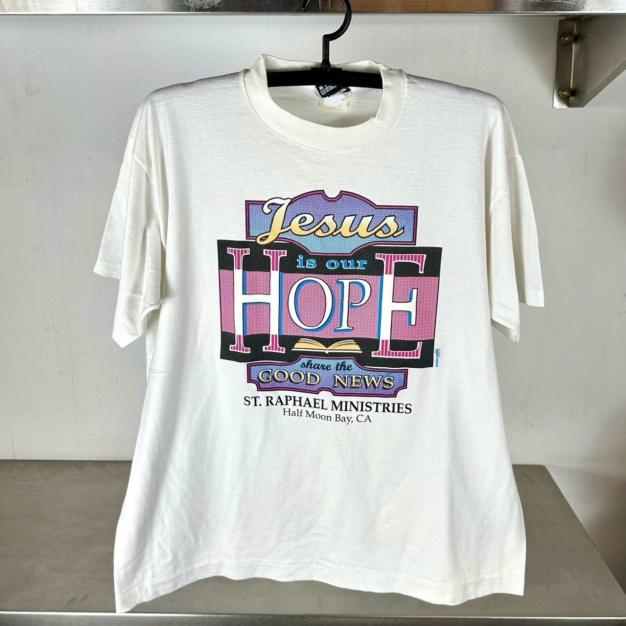 ​​​​​​​​​​Vintage 1994 Jesus is Our Hope Religion Typography T-shirt
