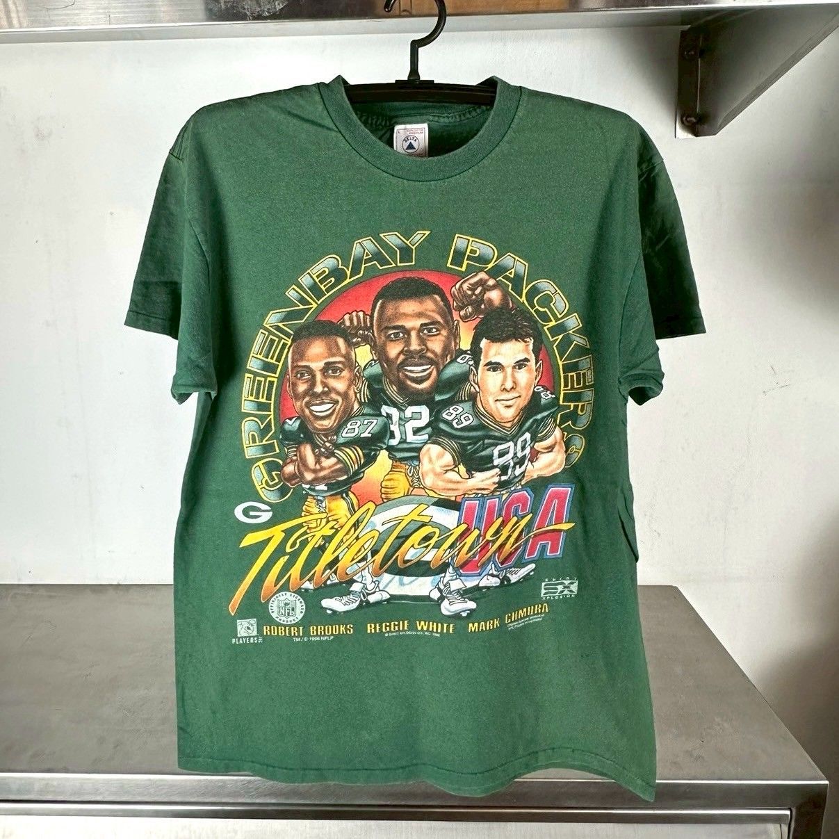 ​Vintage 1996 Green Bay Packers title Town Caricature NFL T-shirt