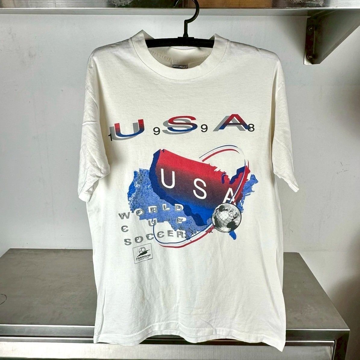 ​Vintage 1998 France 98 World Cup USA Soccer T-shirt