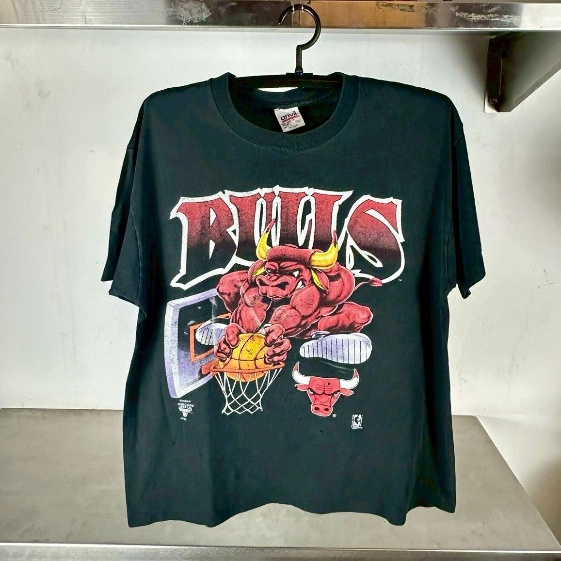 ​Vintage 90s Chicago Bulls Mascot Graphic NBA T-shirt