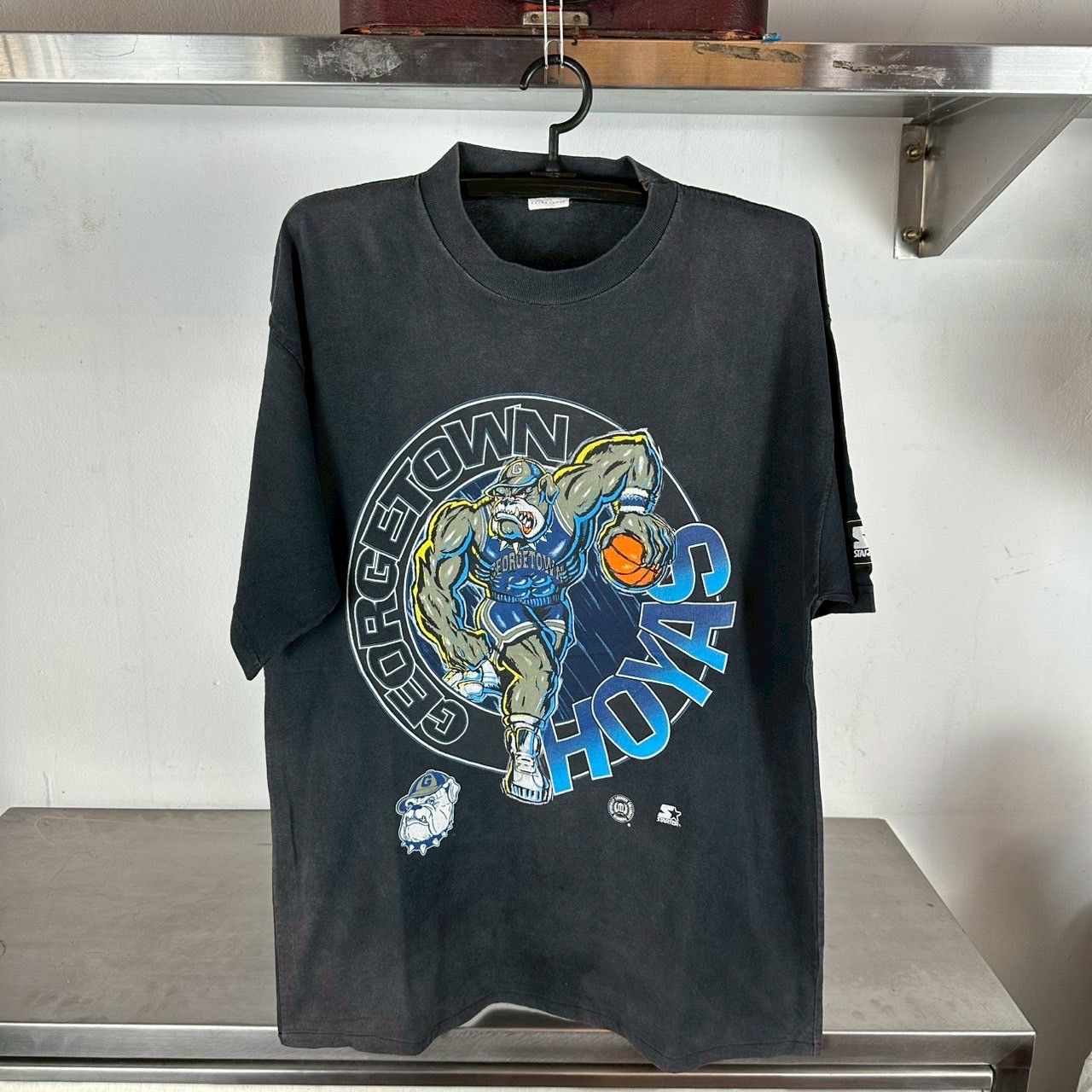​Vintage 90s Georgetown Hoyas Basketball NCAA Starter T-shirt