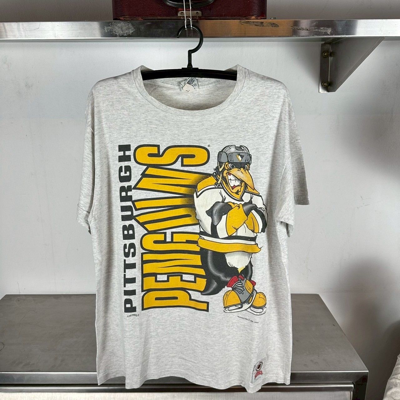 ​Vintage 1994 Pittsburgh Penguins Double Sided NHL Nutmeg T-shirt