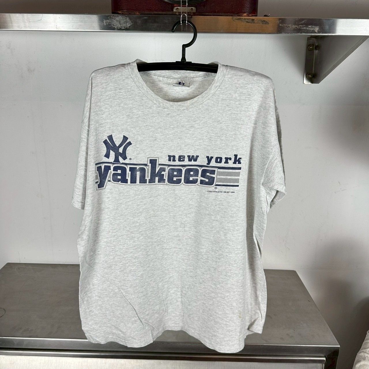 ​Vintage 1999 New York Yankees Baseball MLB T-shirt