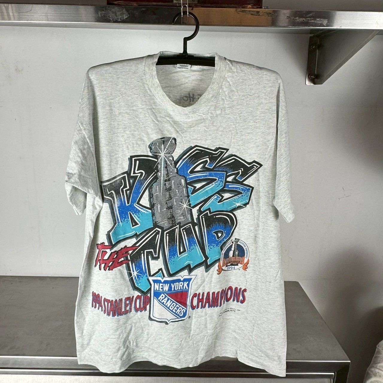 ​Vintage 1994 New York Rangers Kiss the Cup Champions NHL T-shirt