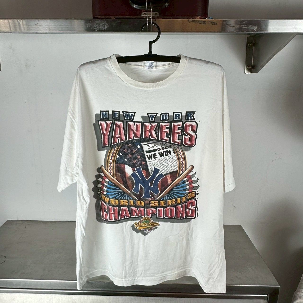 ​Vintage 1996 New York Yankees Champions MLB T-shirt