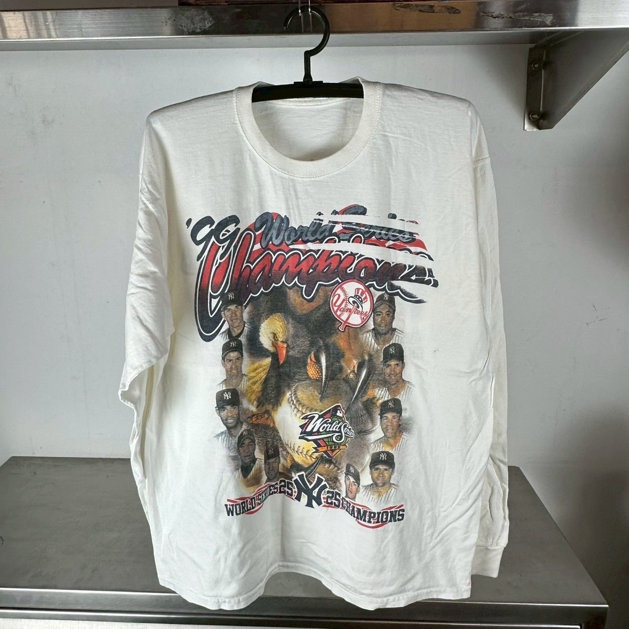 Vintage 1999 New York Yankees Champions MLB T-shirt T-shirt