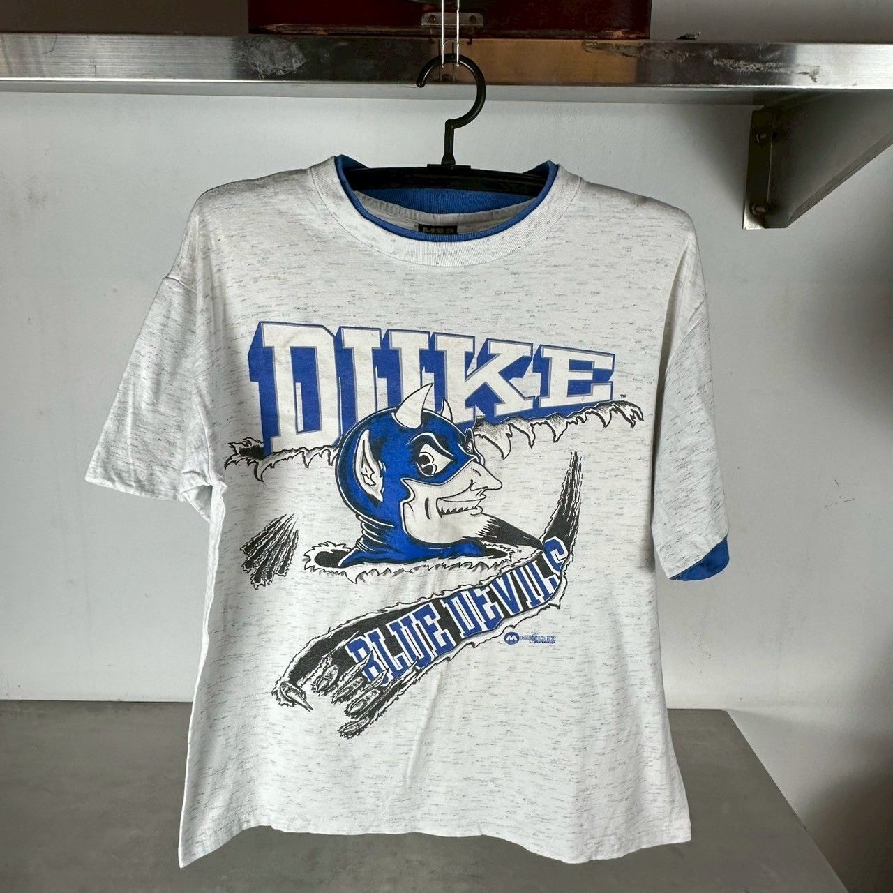 ​​​​​Vintage 90s Duke Blue Devils NCAA Graphic T-shirt