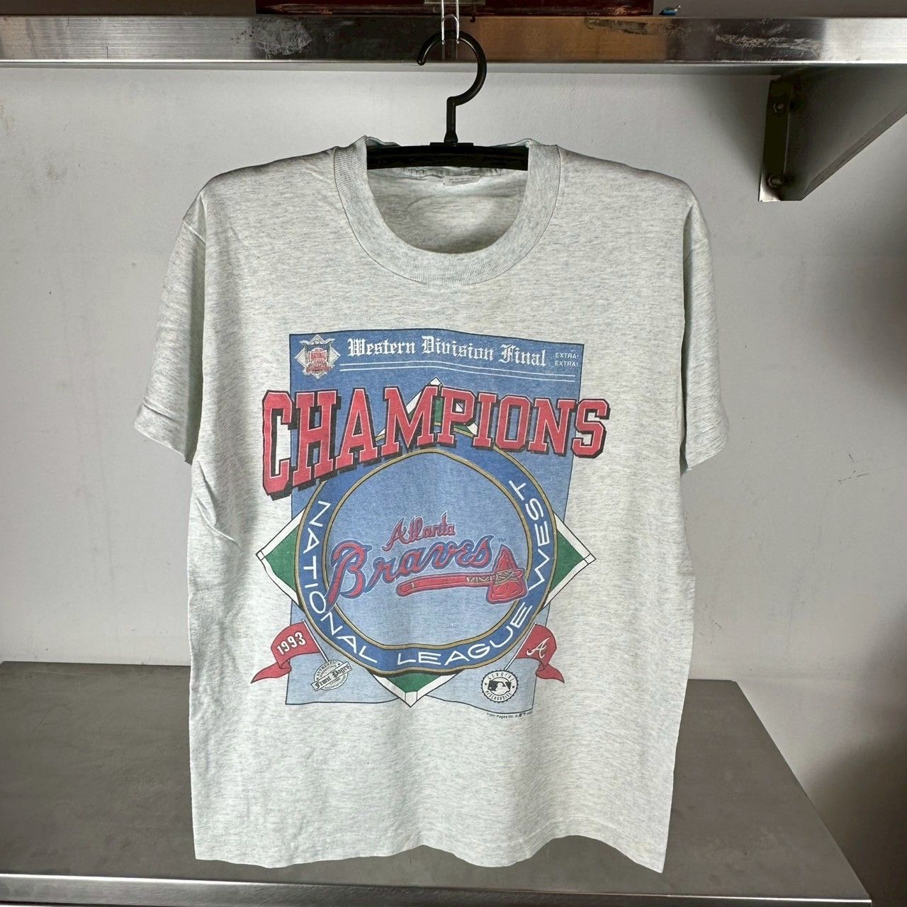 ​​​​​Vintage 1993 Atlanta Braves Champions MLB T-shirt