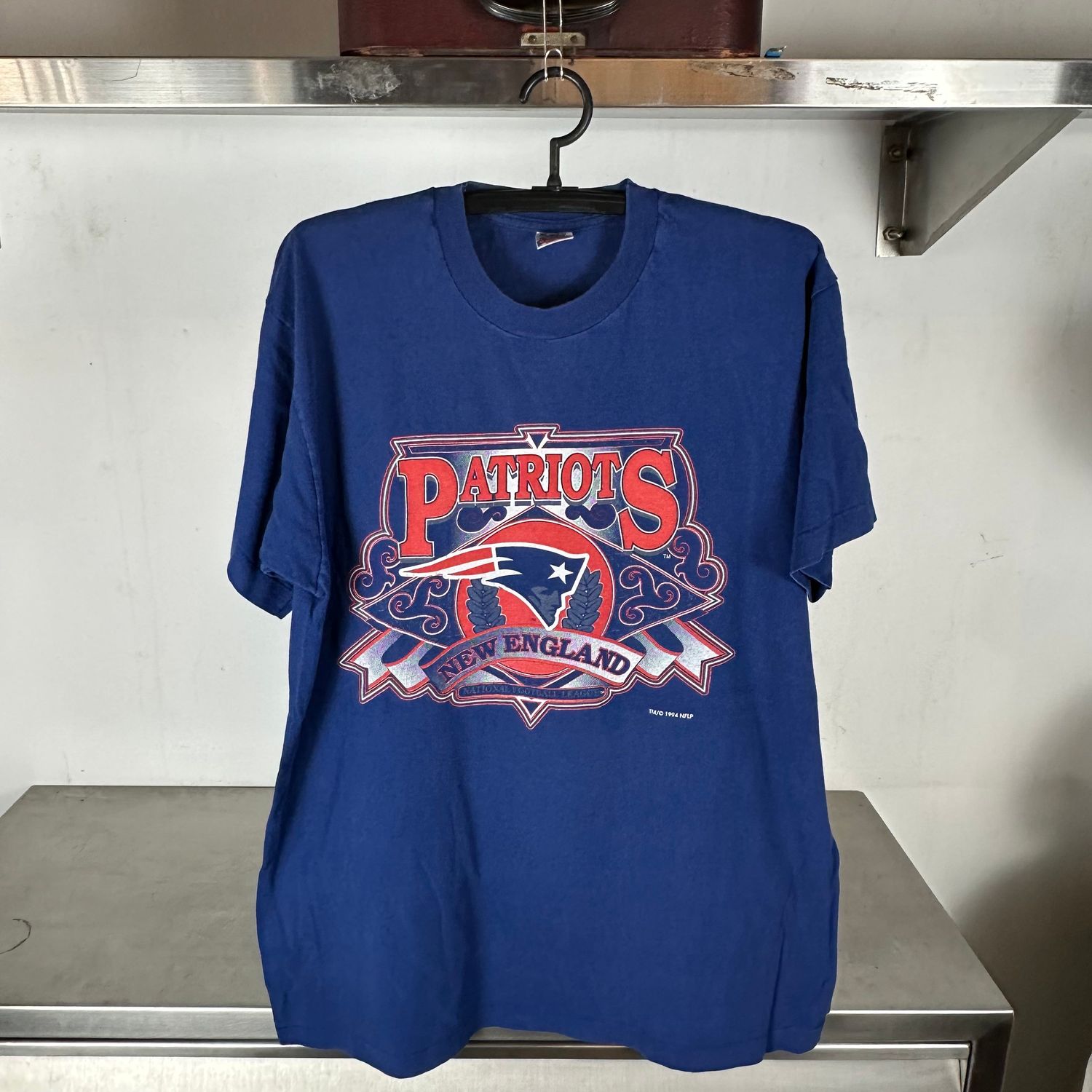 ​Vintage 1994 New England Patriots NFL T-shi